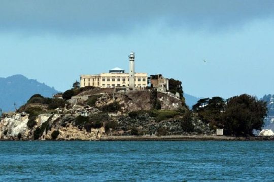 Alcatraz Inside with One Day Bike Rental and Lunch Credit
