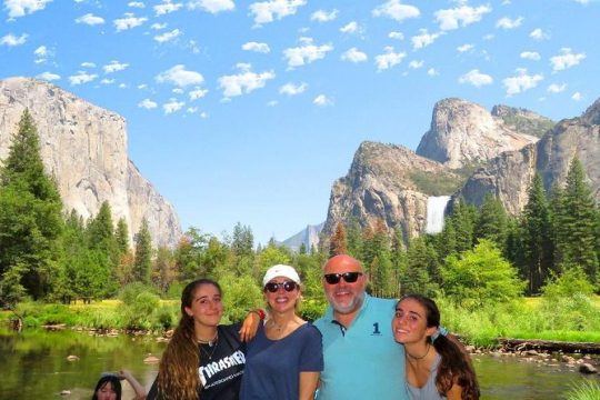 The Ultimate Yosemite Grand Experience - 4-Day Travel Package + Hotel Included