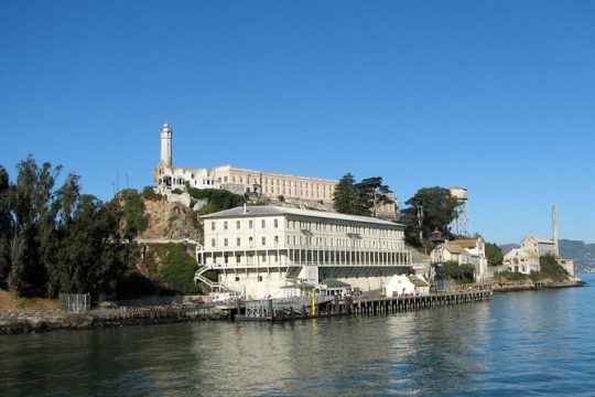 Alcatraz Prison Tour + Golden Gate Bridge Bike Rental