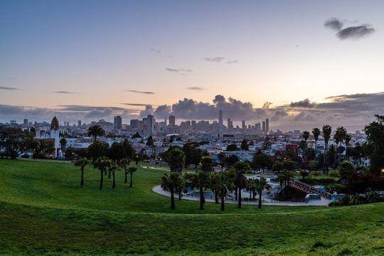 Mission District food and history Walking Tour: Small group