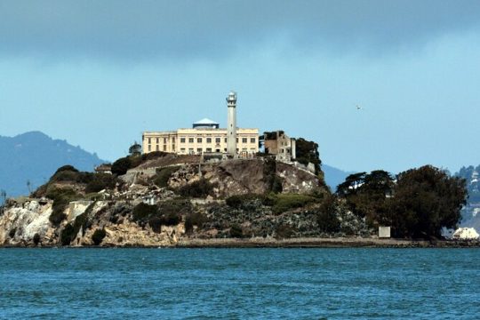 Official Alcatraz Tour + Golden Gate Bridge Bike Ride
