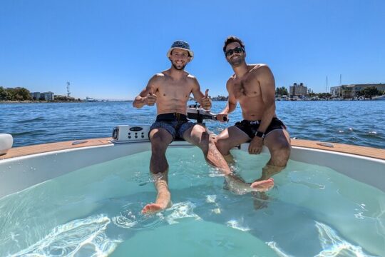 Hot Tub Boat Rentals in the San Francisco Bay